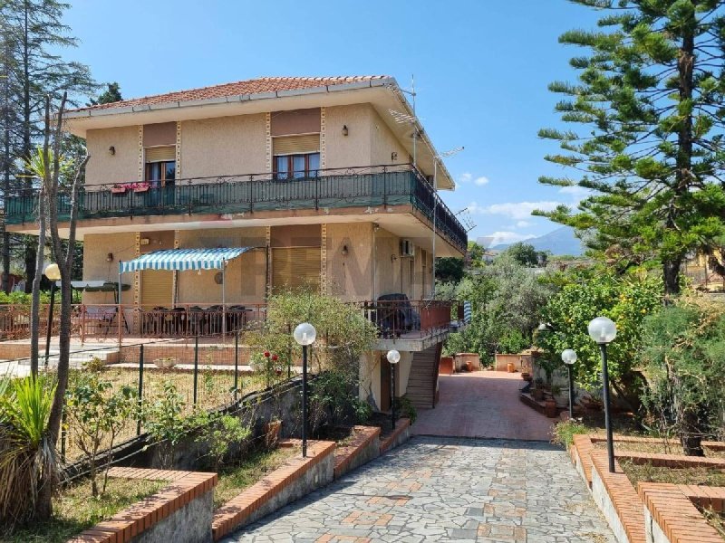 5 Bedrooms Villa for sale in Mascalucia [797743] | Gate-away®