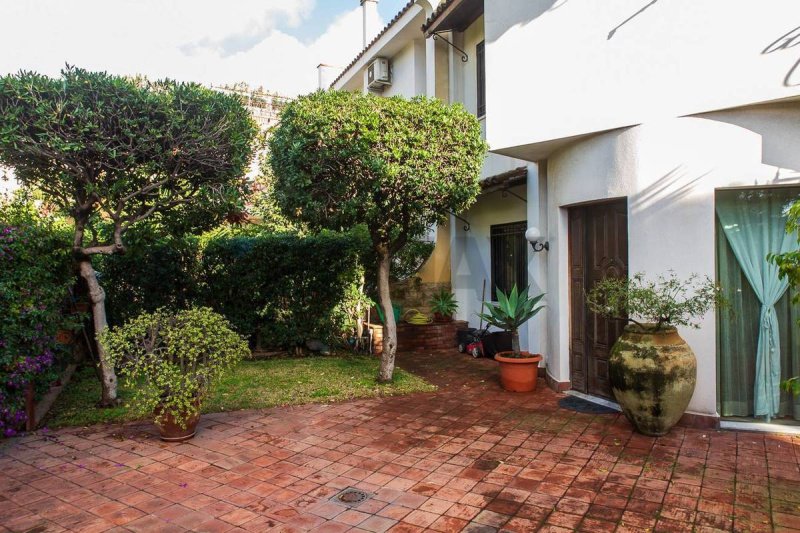 Villa in Sant'Agata li Battiati