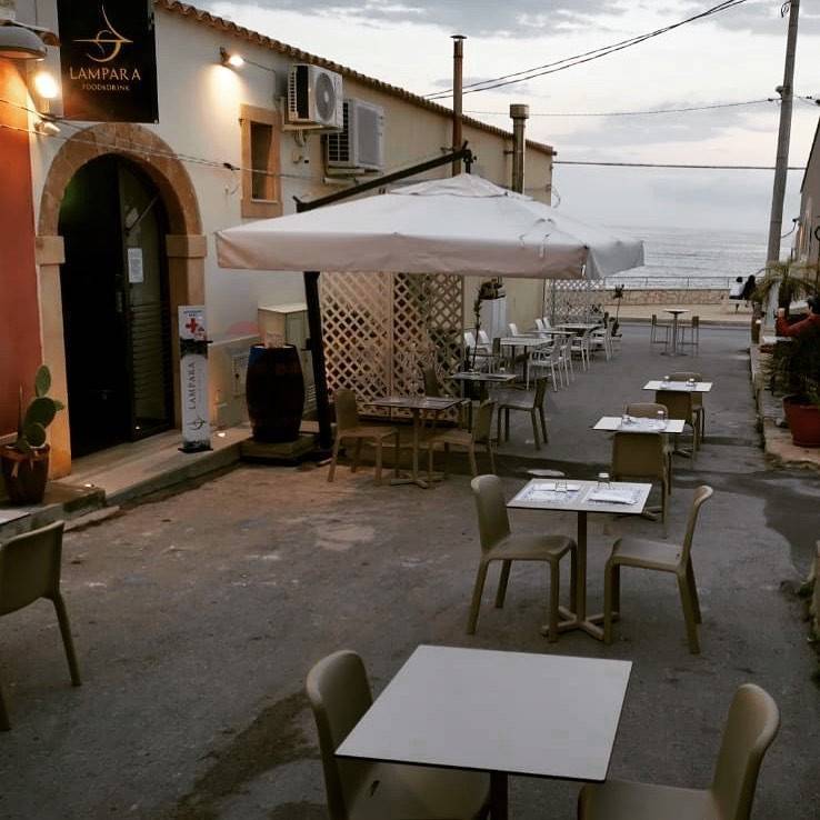 Commercial property in Avola