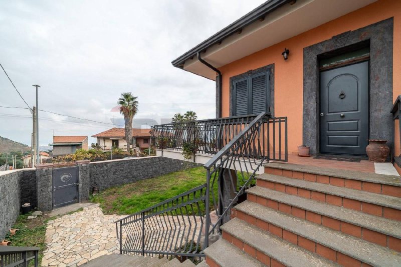 特雷卡斯塔尼别墅