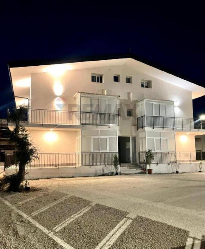 Квартира в Авола