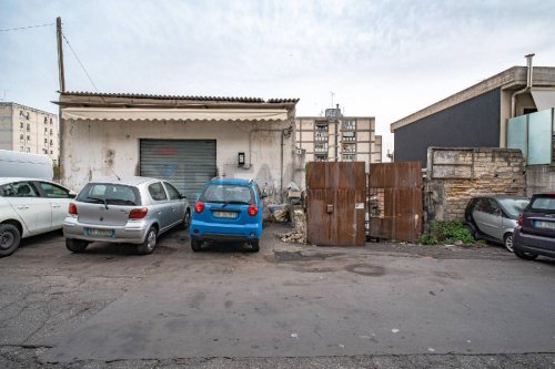 Immobile commerciale a Catania