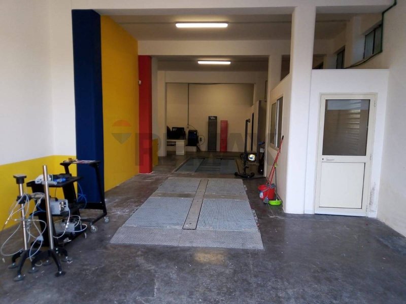 Immobile commerciale a San Gregorio di Catania