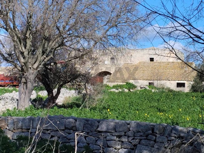 Country house in Rosolini