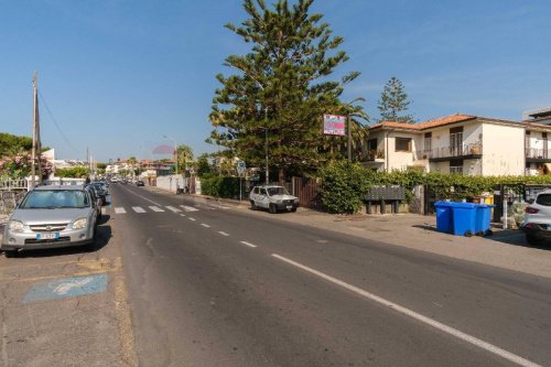 Zakelijk onroerend goed in Aci Castello