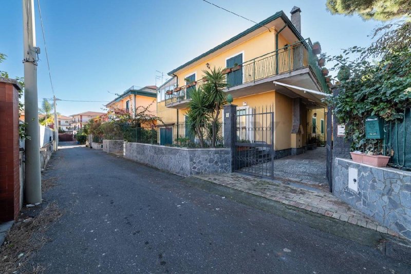 7 Bedrooms Villa for sale in Tremestieri Etneo [798943] | Gate-away®