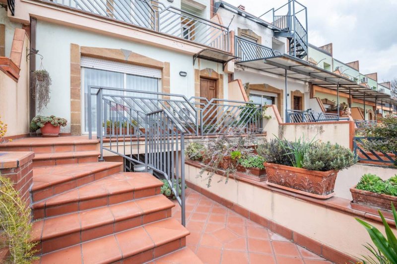 Таунхаус в Кальтаджироне