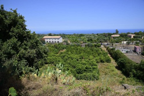 Terrain agricole à Acireale