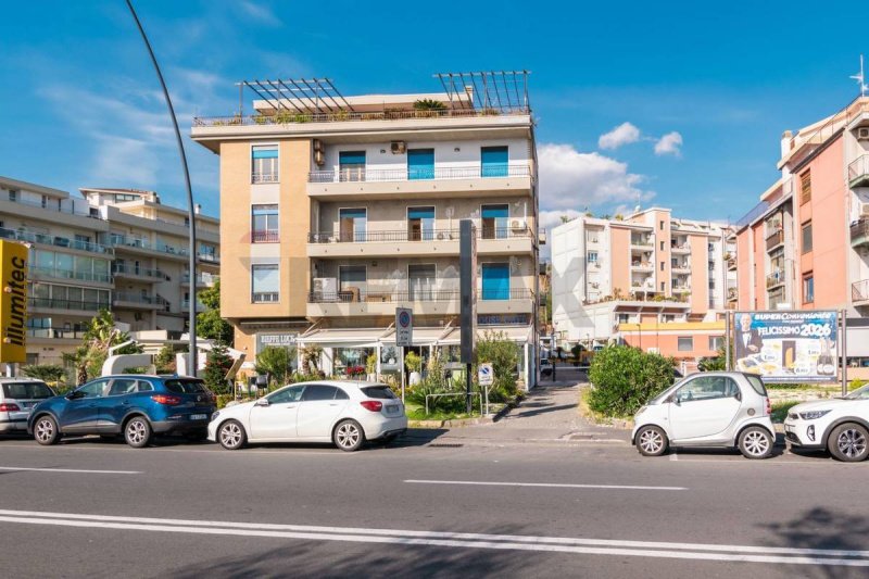 Zakelijk onroerend goed in Catanië