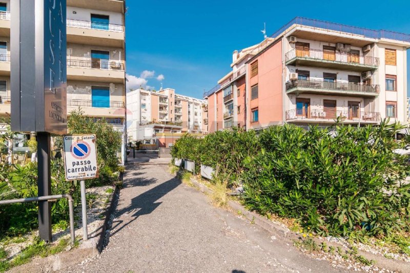 Zakelijk onroerend goed in Catanië