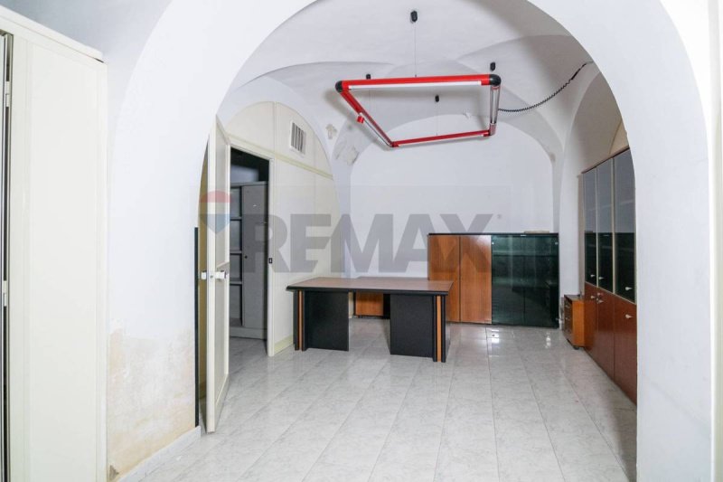 Zakelijk onroerend goed in Catanië