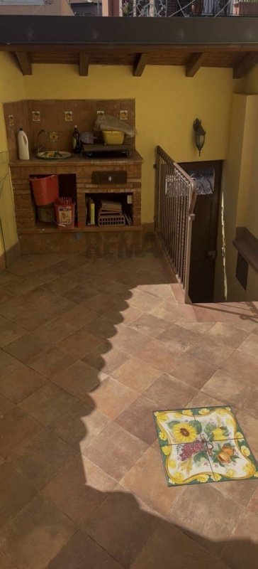 阿奇卡泰纳半独立房屋