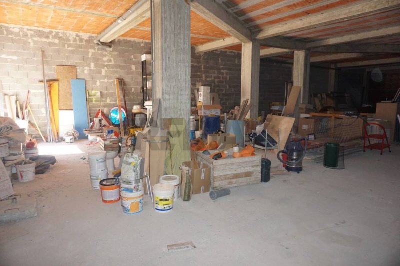 拉古萨商业房产