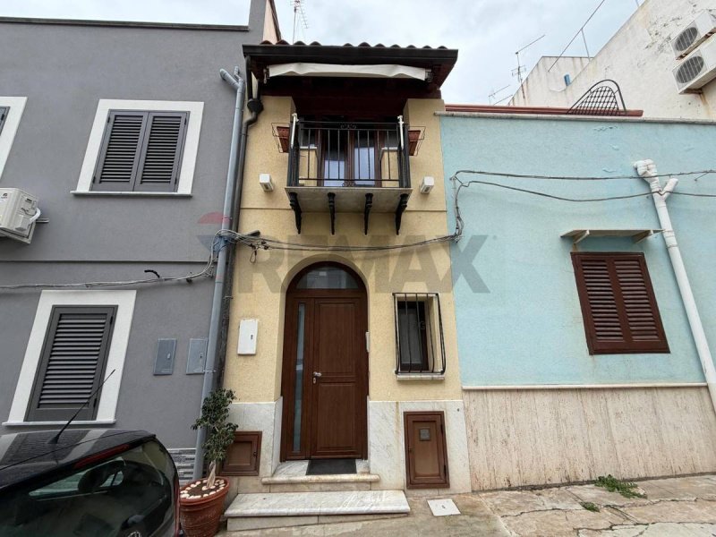 Casa indipendente a Terrasini