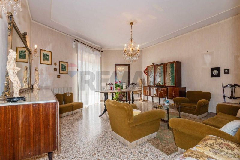 卡尔塔吉罗内公寓