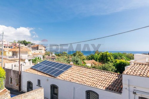 Квартира в Ачиреале