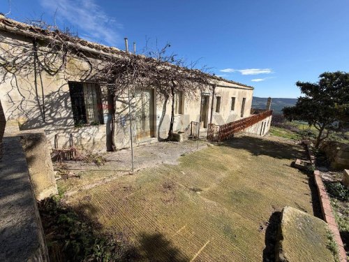 Country house in Ragusa