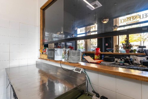 卡尔塔吉罗内商业房产