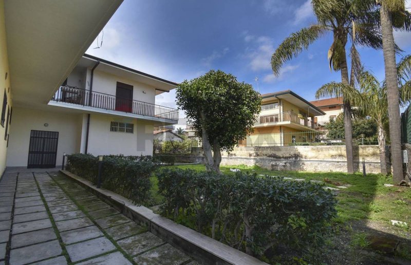 Lägenhet i Tremestieri Etneo