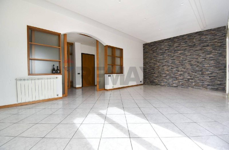 Lägenhet i Tremestieri Etneo