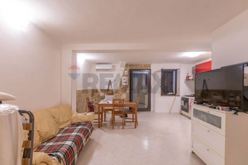 卡尔塔吉罗内独栋房屋