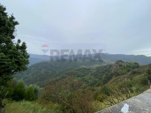 Villa i San Pier Niceto