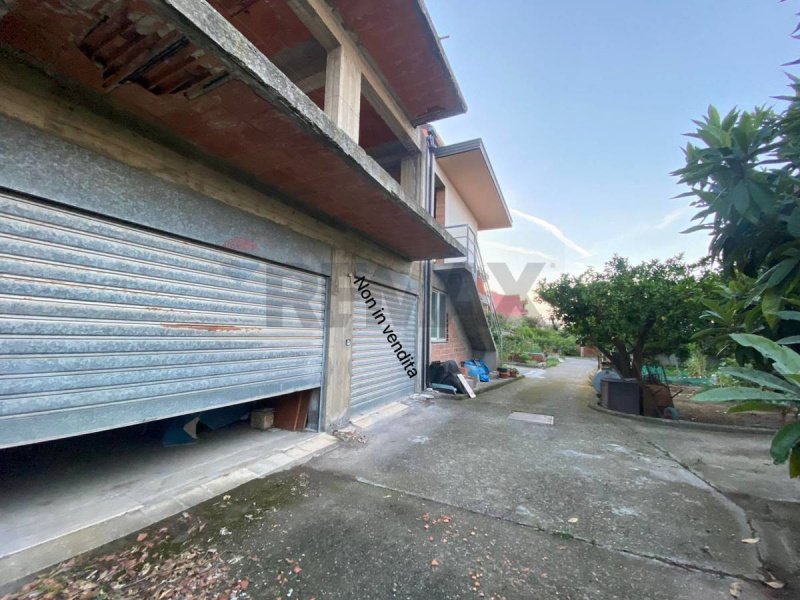 Вилла в Паче-дель-Мела