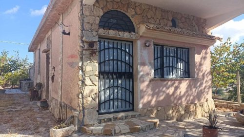 Сельский дом в Киарамонте-Гульфи