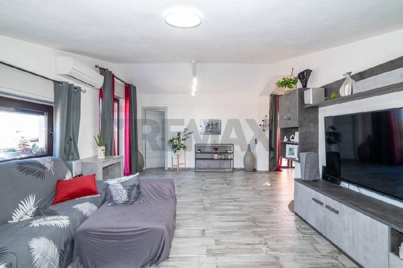 Apartamento en Aci Sant'Antonio