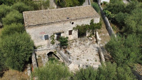 Сельский дом в Модика