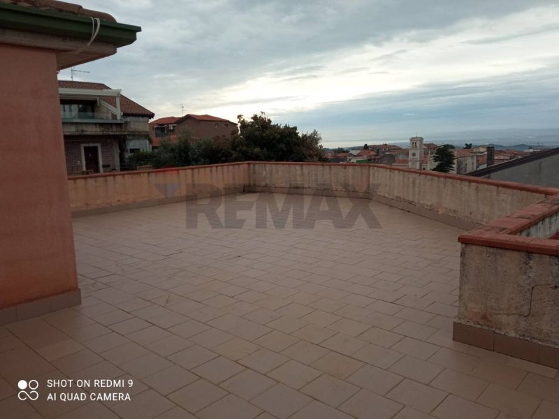 Appartamento a Camporotondo Etneo