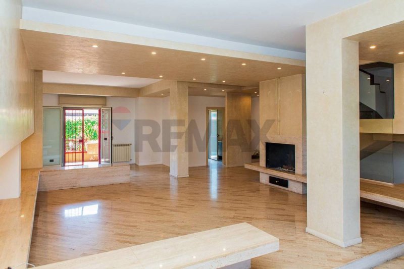 Villetta a schiera a San Giovanni la Punta