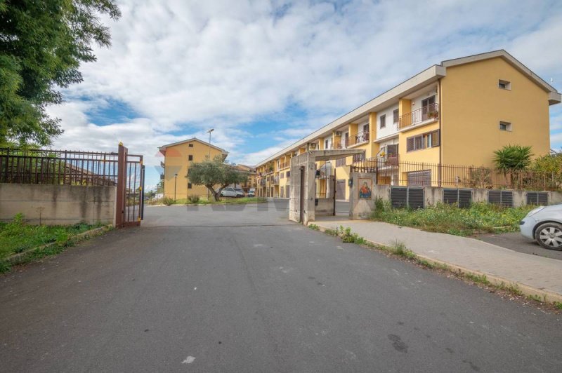 卡尔塔吉罗内公寓