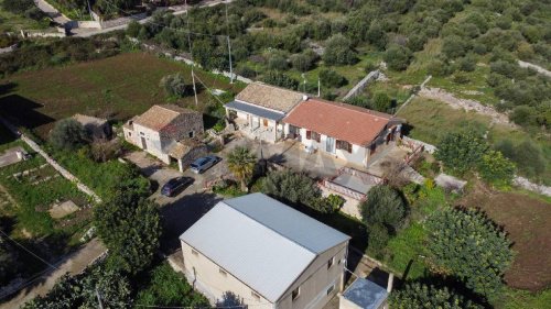 Maison de campagne à Scicli