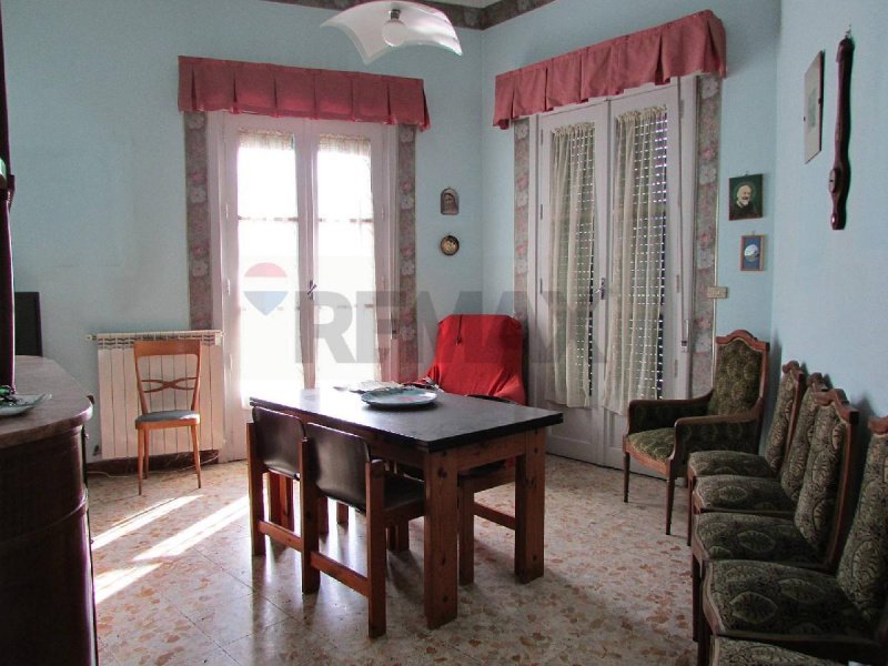 Casa independente em Bronte