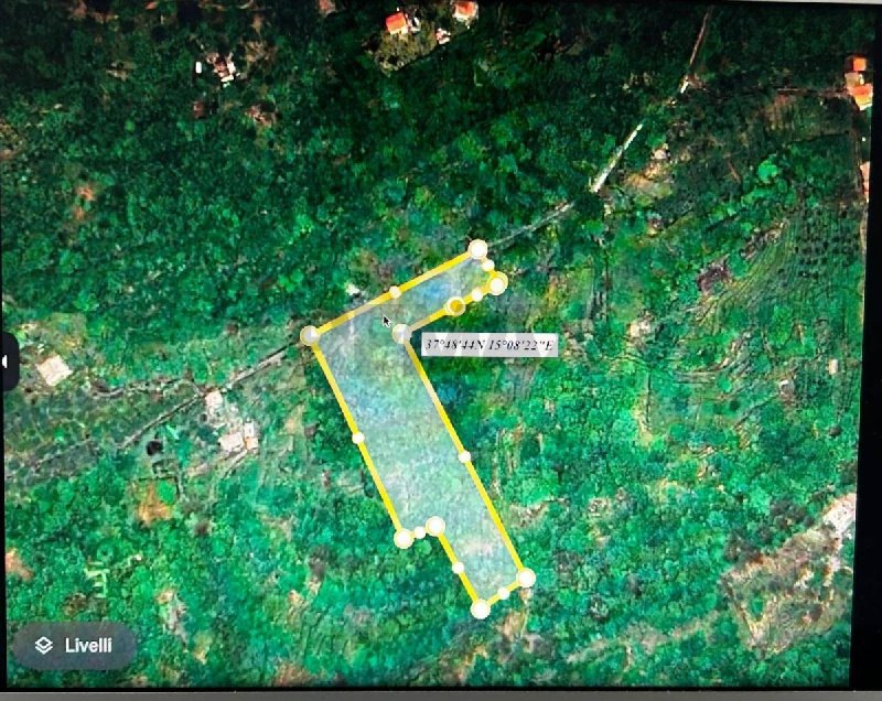 Terreno agrícola em Piedimonte Etneo