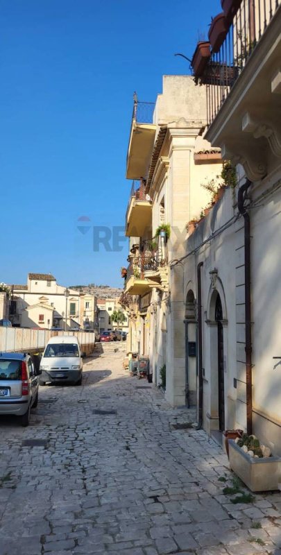 Особняк в Шикли