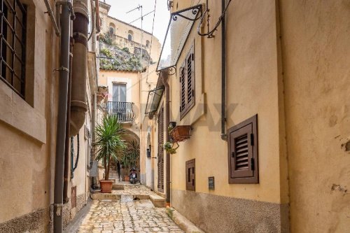 Особняк в Шикли