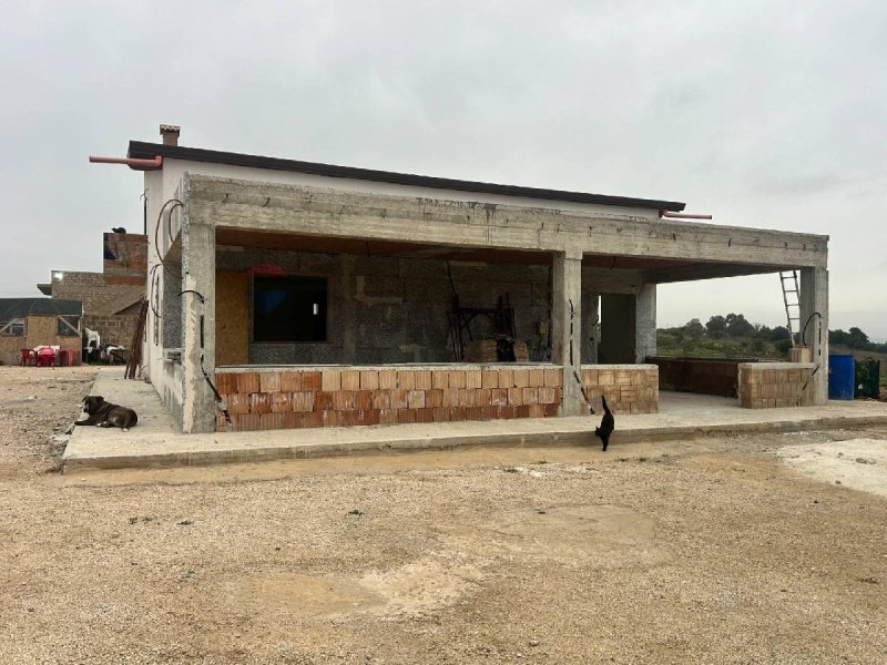 Вилла в Пакино