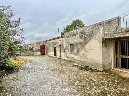 Hus på landet i Ragusa