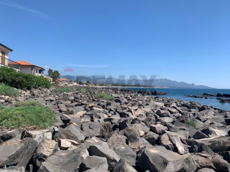 1 Bedroom Detached house for sale in Riposto [805835] | Gate-away®