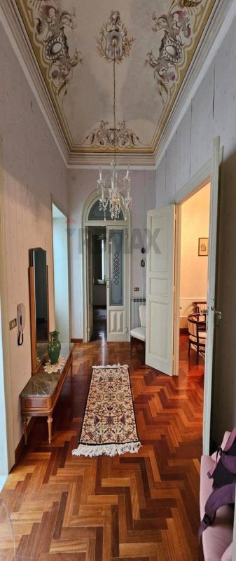 Half-vrijstaande woning in Erice