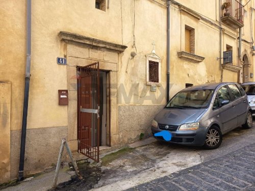 Vrijstaande woning in Caltagirone