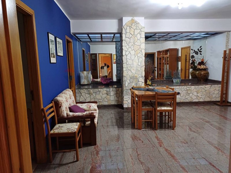 Apartamento en Chiaramonte Gulfi