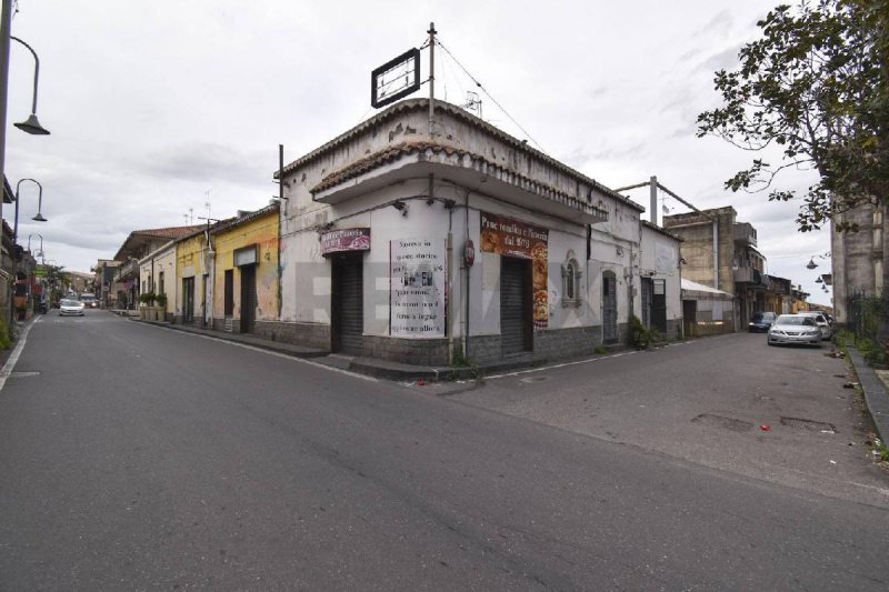 阿奇雷亚莱商业房产