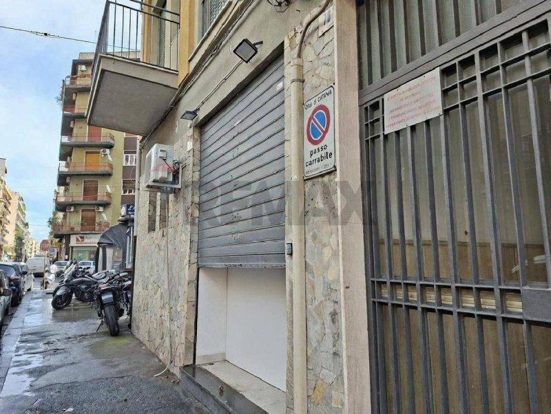 Zakelijk onroerend goed in Catanië