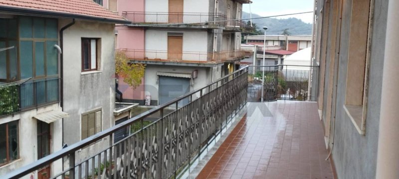 Особняк из двух квартир в Лингуаглосса