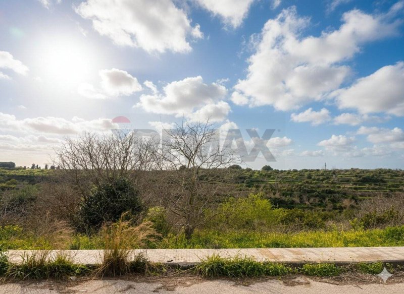 Building plot in Carlentini