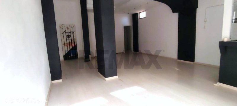 Edifício comercial em Termini Imerese