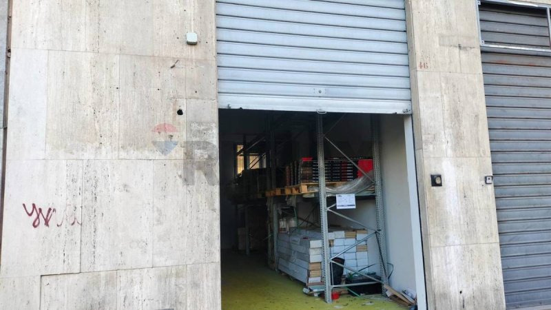 Edifício comercial em Palermo